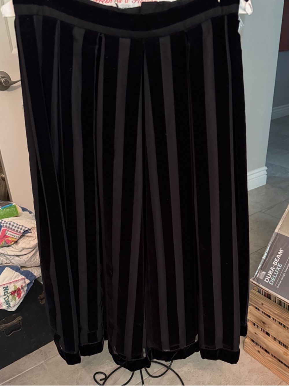 Women's Black Velvet Vertical-Stripe Midi Skirt vintage Neiman Marcus